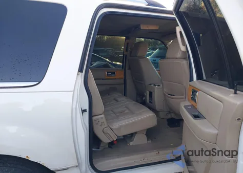 2007 Lincoln Navigator L из США, поврежденный, VIN 5LMFL28577LJ19033